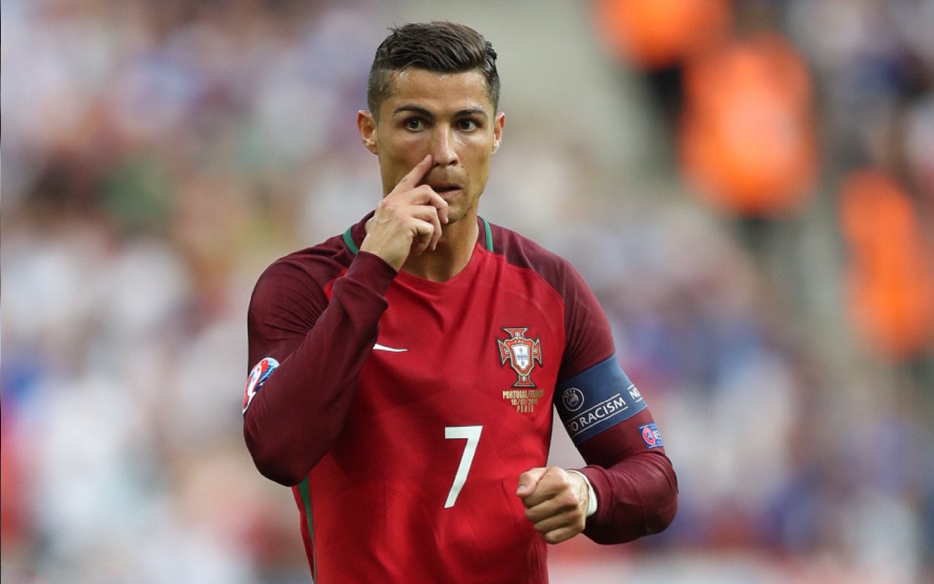 奇库诺娃蛙泳赛场展现惊人爆发力，库尼奇蛙